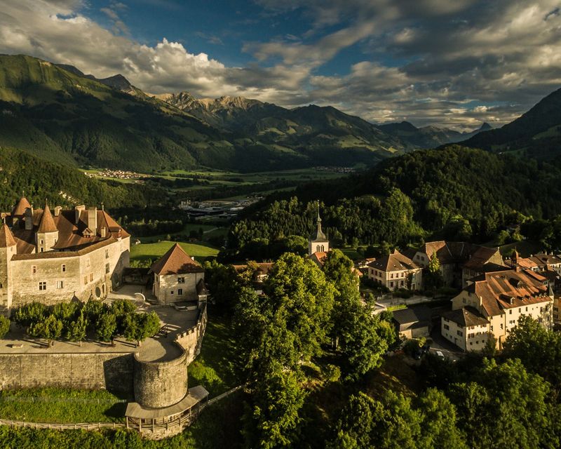friburgo soggiorno studio 4.jpeg